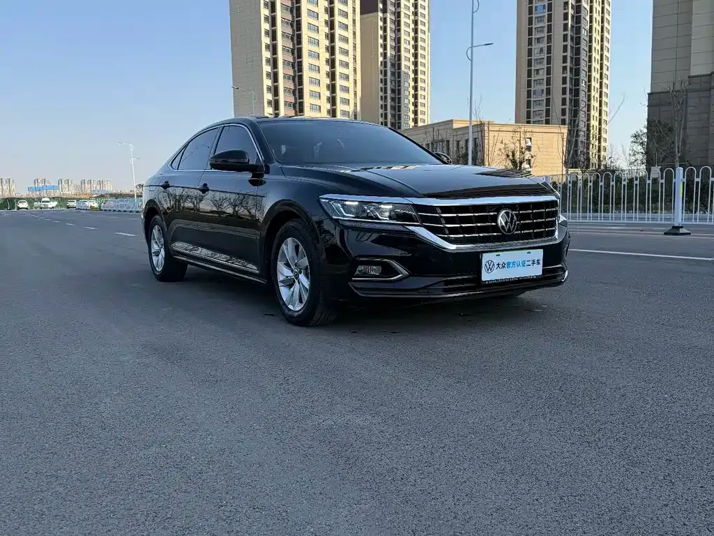 Volkswagen Passat — фото 3