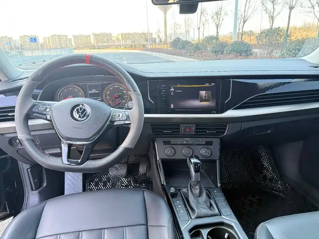 Volkswagen Passat — фото 7