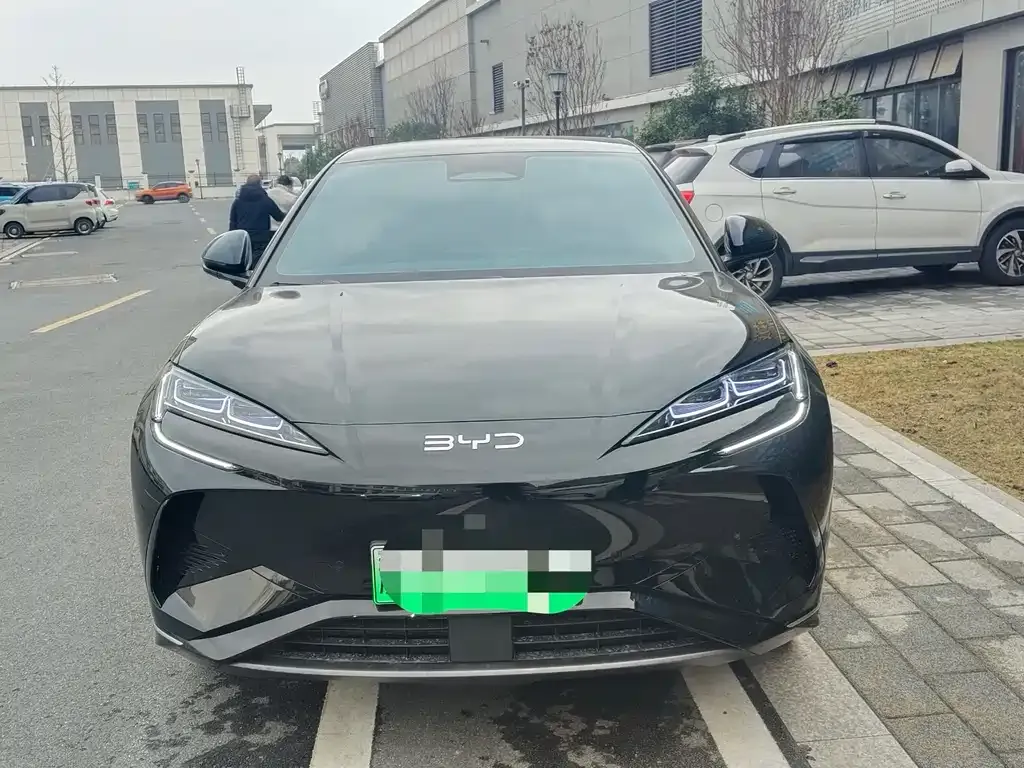 BYD Seal 07 EV — фото 10