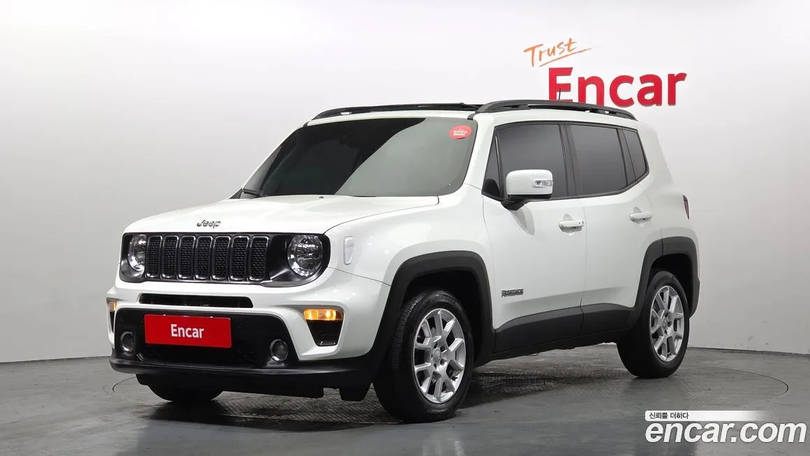 Jeep Renegade — фото 1