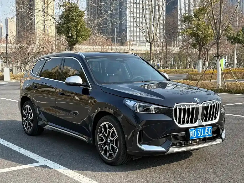 BMW X1 — фото 9