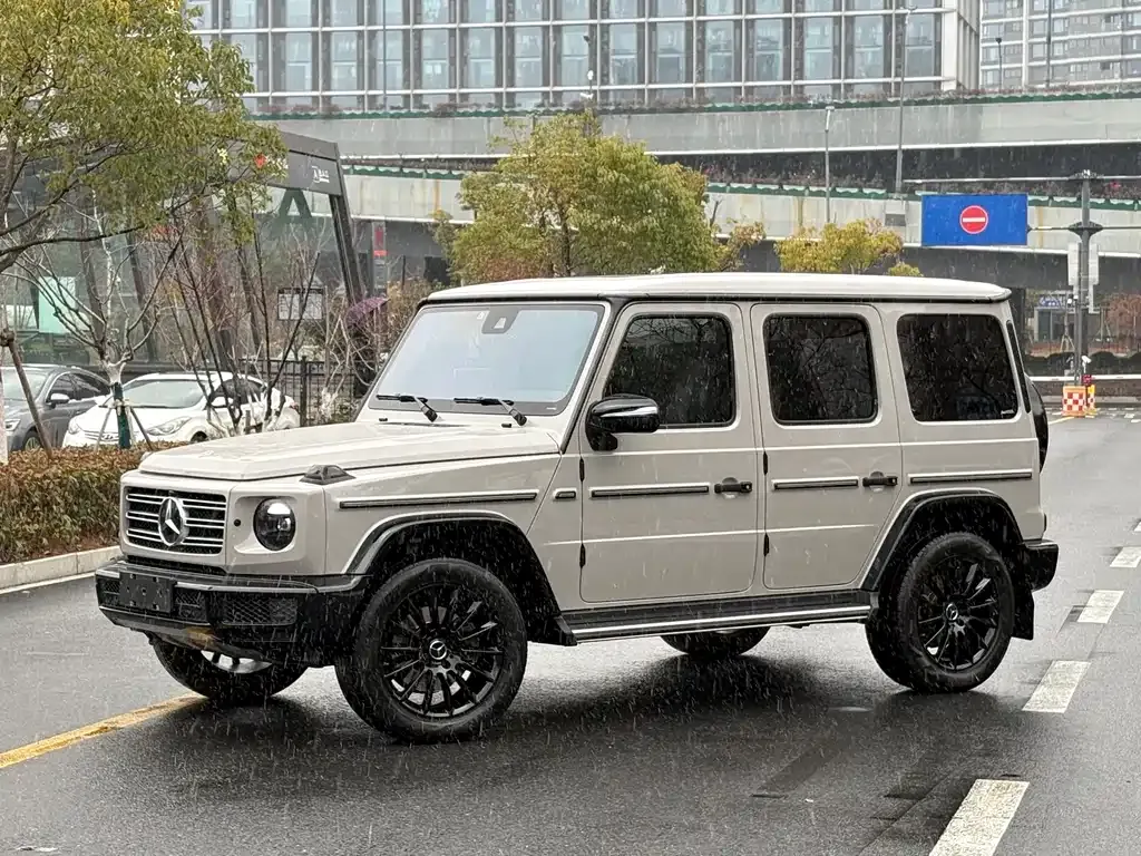 Mercedes-Benz G-Class — фото 1