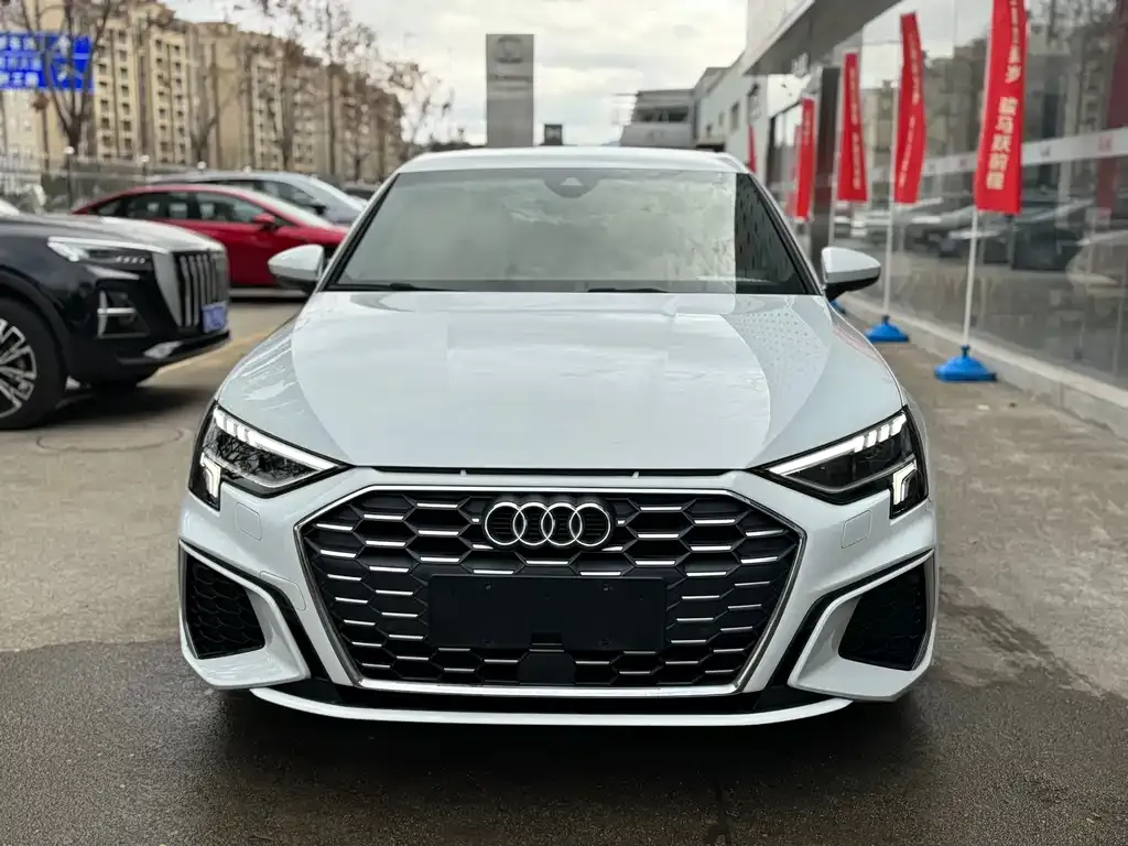 Audi A3 — фото 2