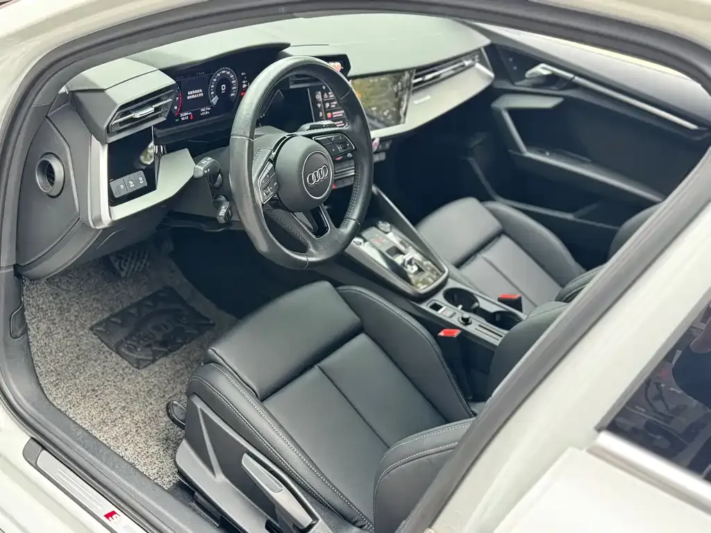 Audi A3 — фото 10