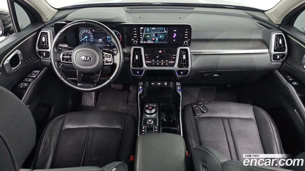 Kia Sorento — фото 6
