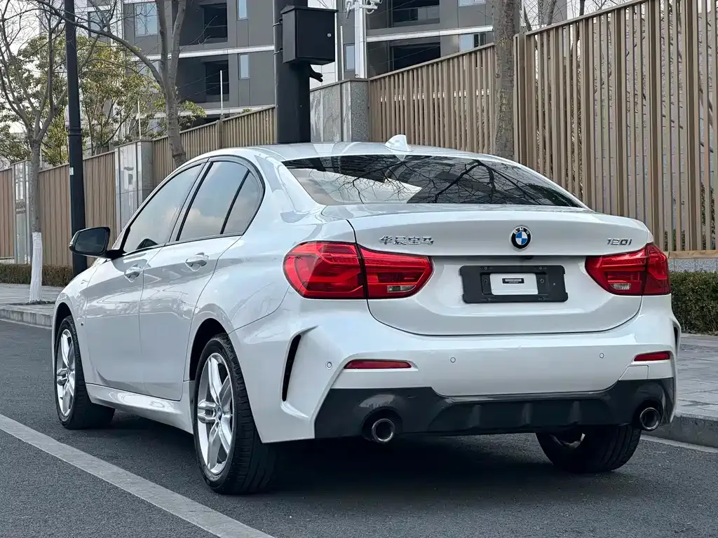 BMW 1 Series — фото 2