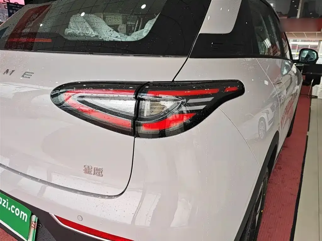 Geely Starburst — фото 10