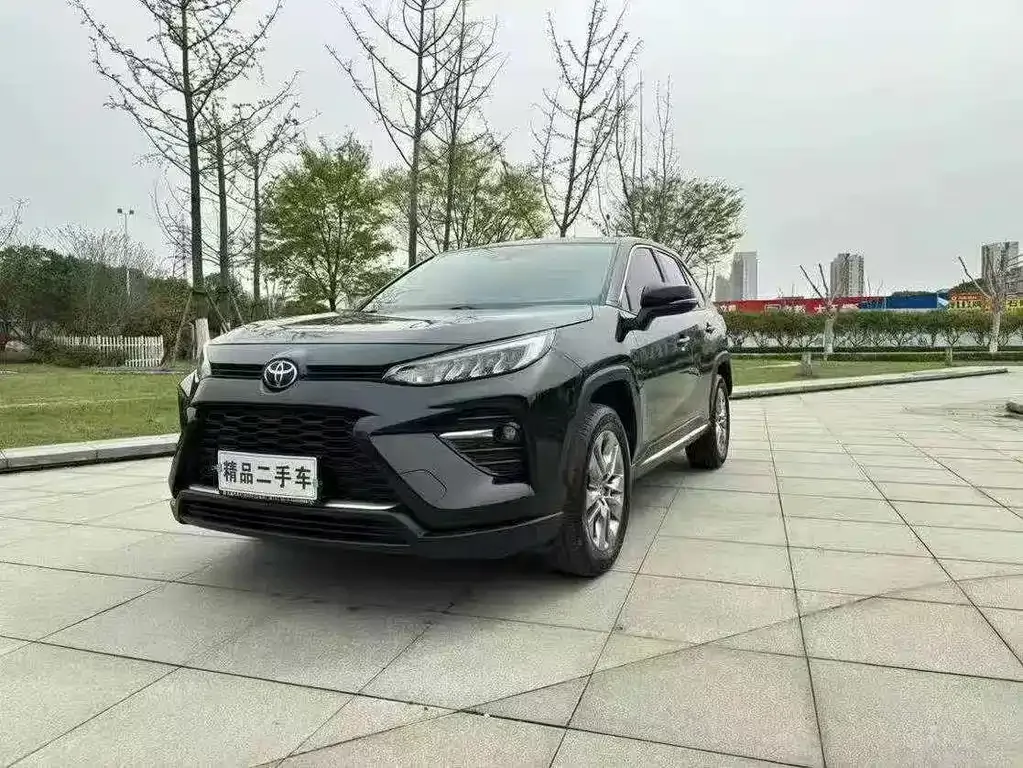 Toyota Wildlander — фото 1