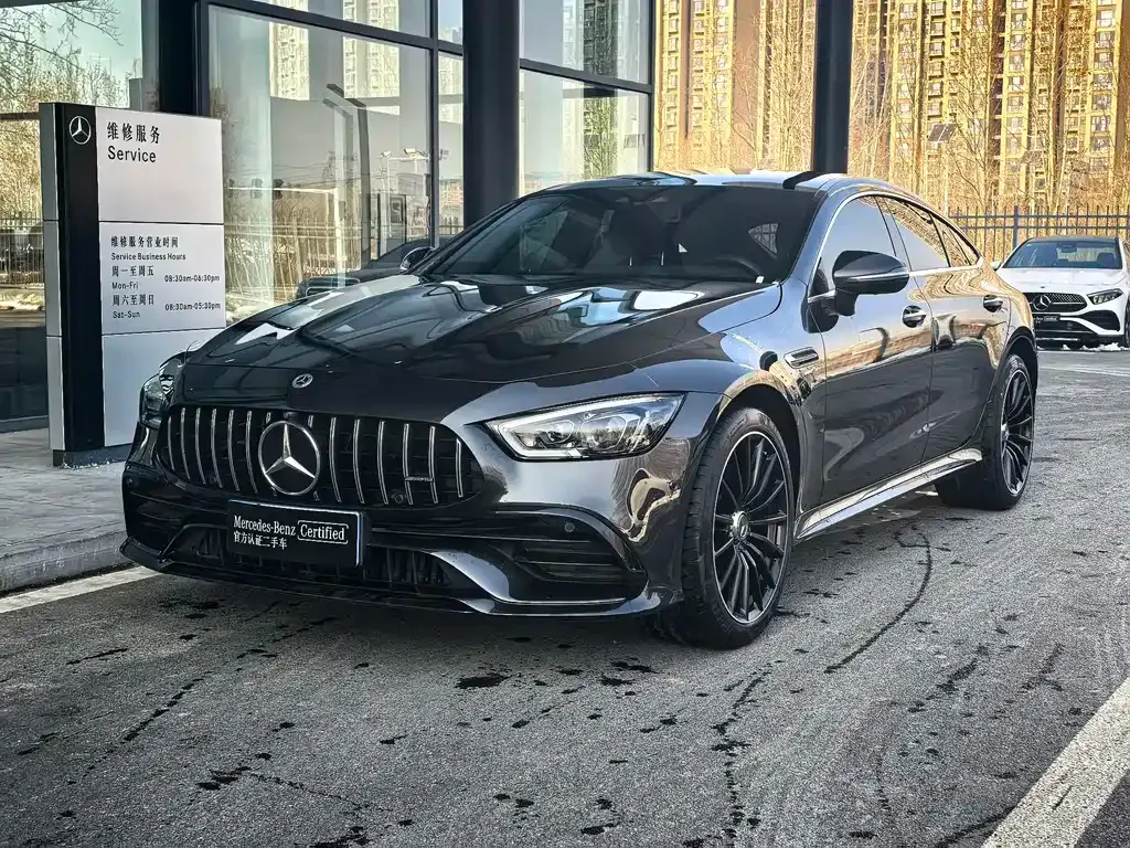 Mercedes-Benz AMG GT — фото 1
