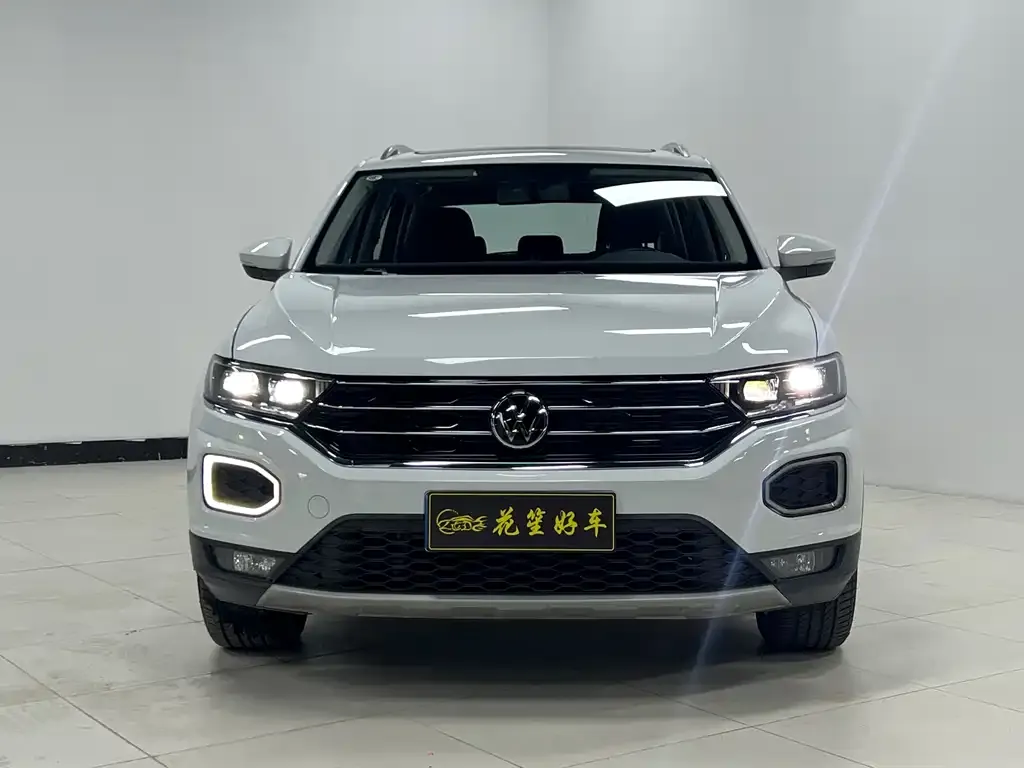 Volkswagen T-Roc — фото 2