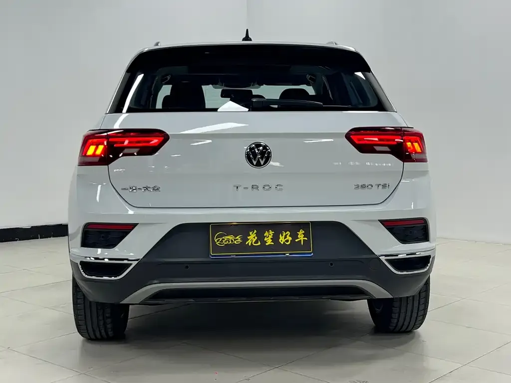 Volkswagen T-Roc — фото 3