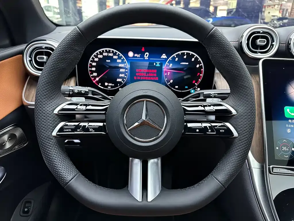 Mercedes-Benz GLC — фото 9