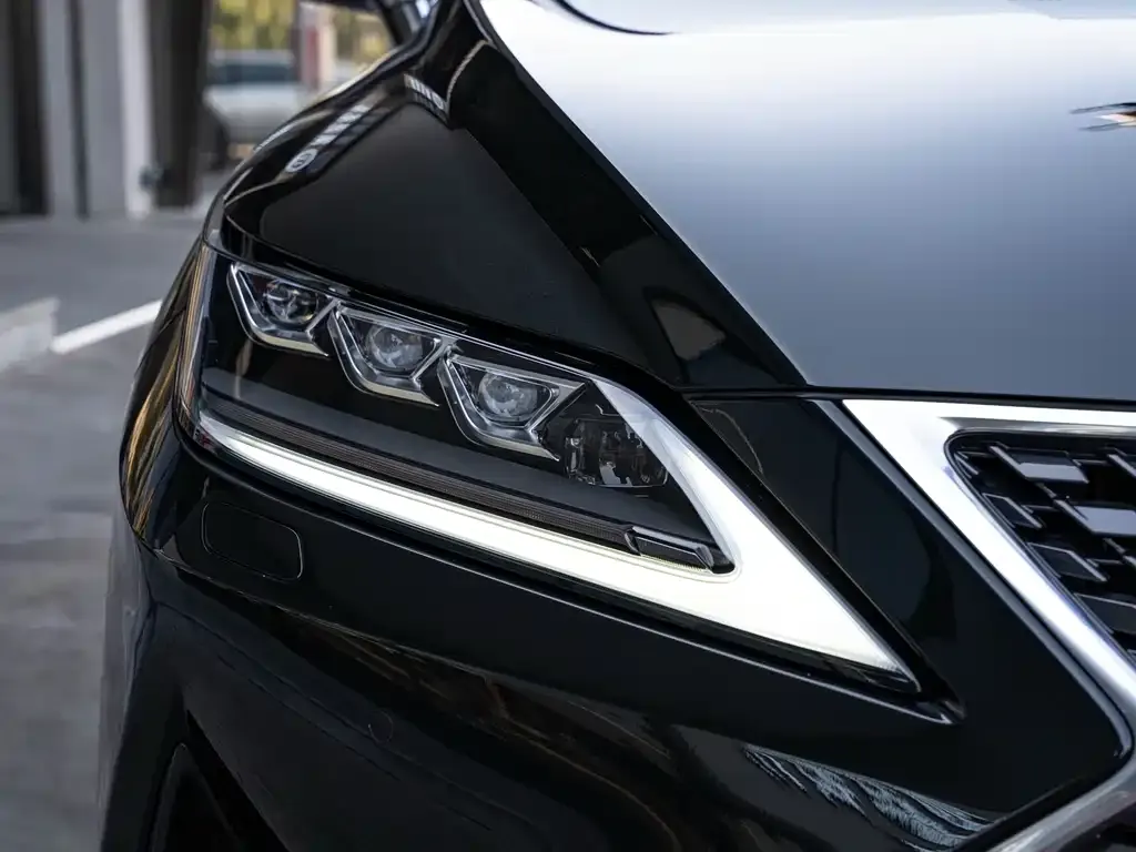 Lexus RX — фото 2