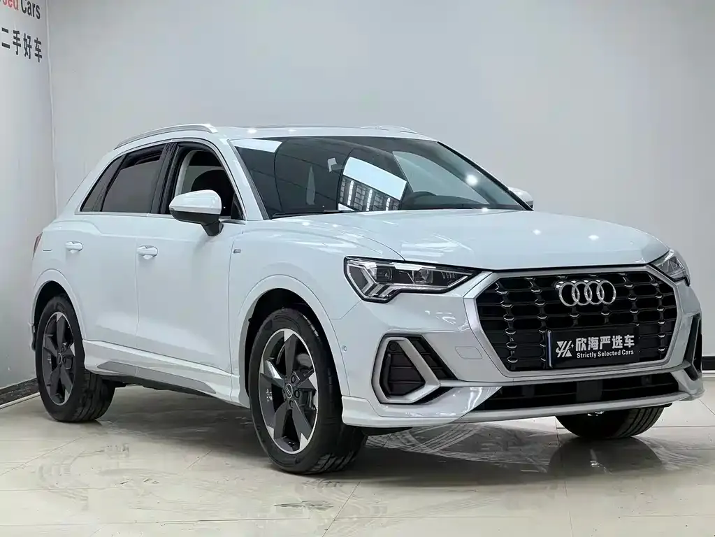 Audi Q3 — фото 5