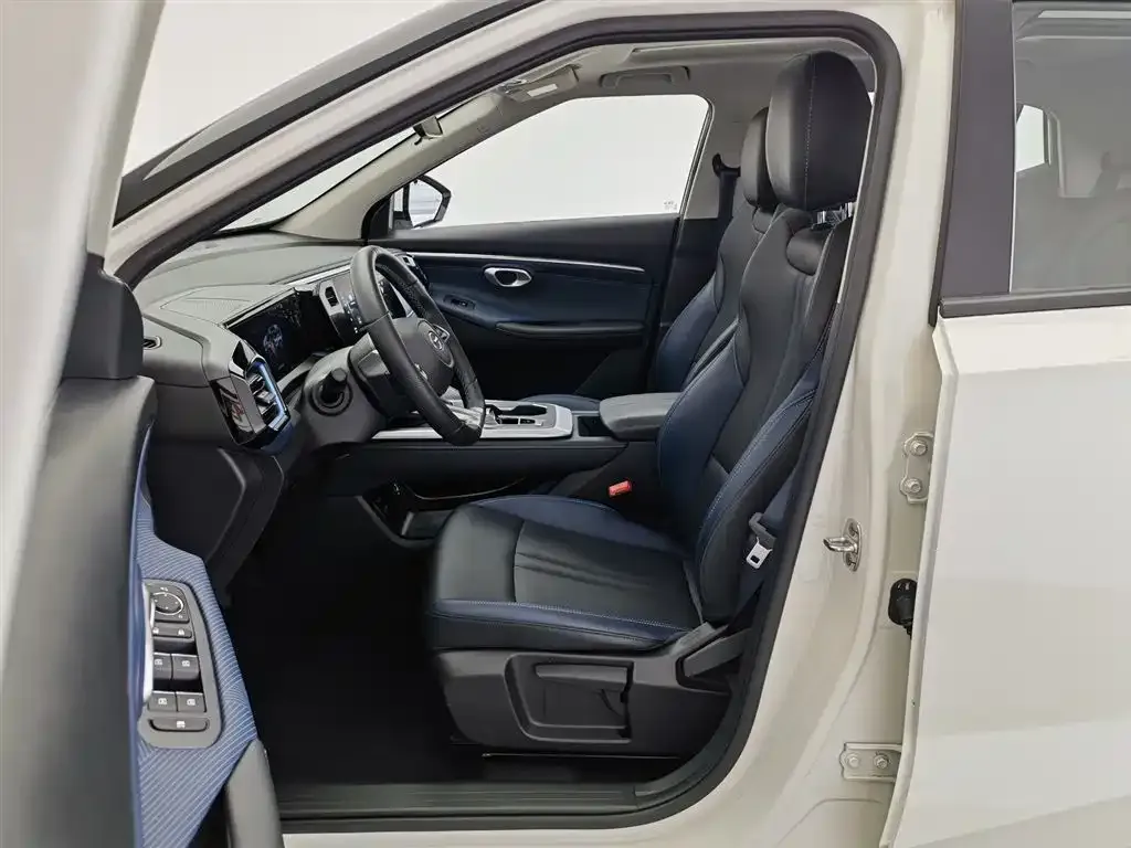 GAC Motor Trumpchi GS3 — фото 10