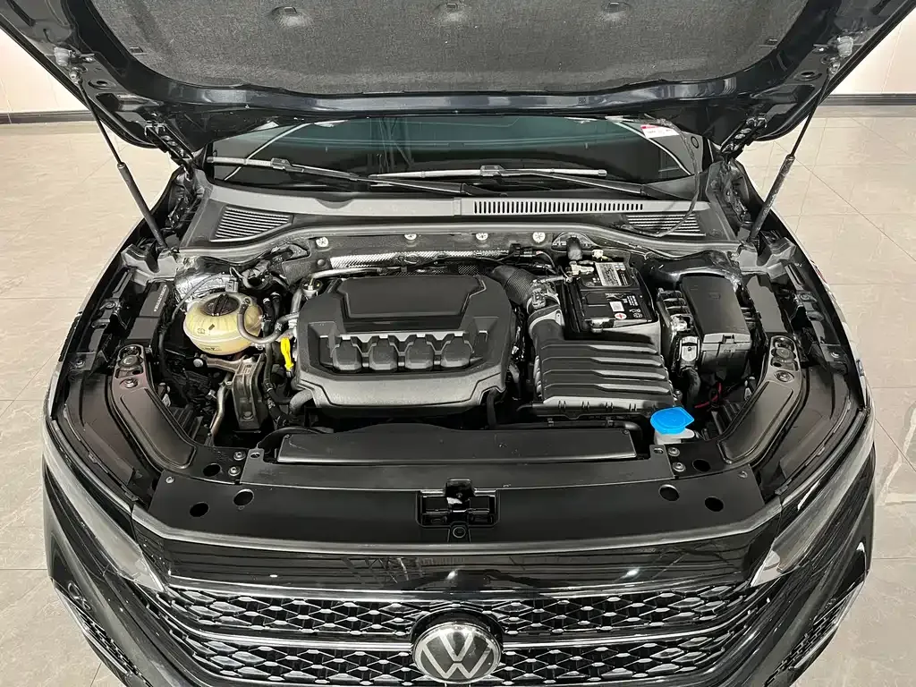 Volkswagen Passat — фото 6