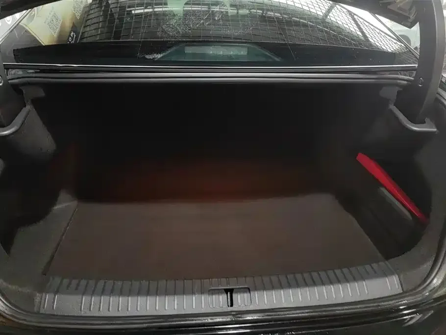 Volkswagen Passat — фото 9