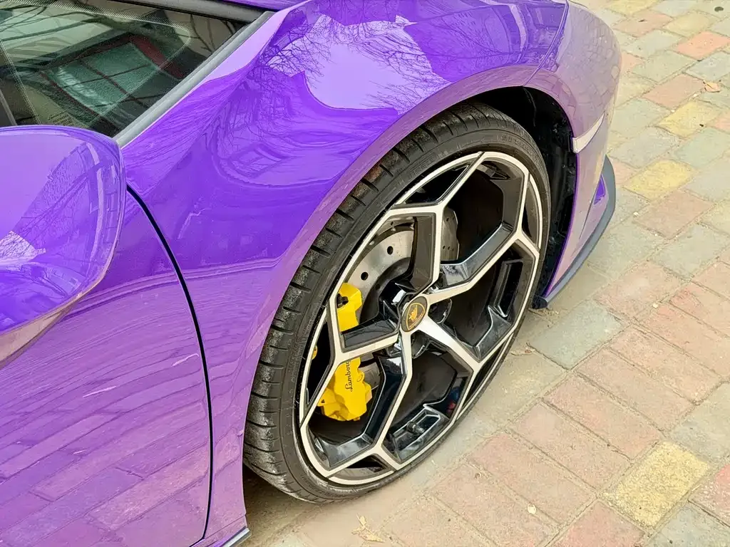 Lamborghini Huracan — фото 7