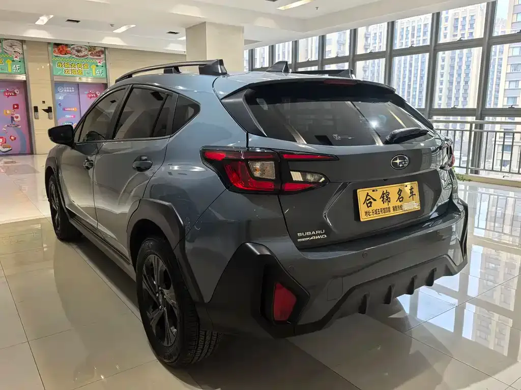 Subaru Crosstrek — фото 9