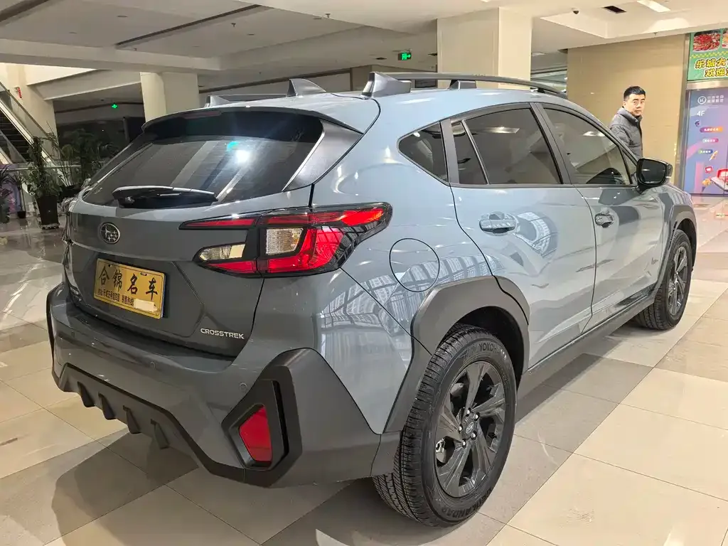 Subaru Crosstrek — фото 4