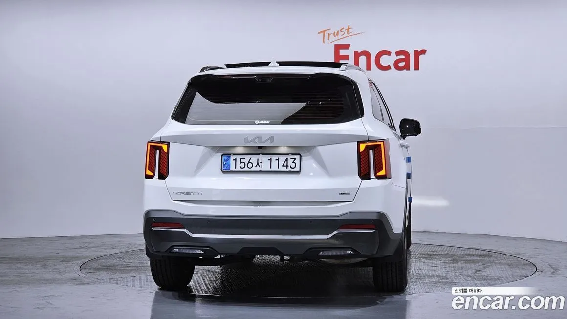 Kia Sorento — фото 6