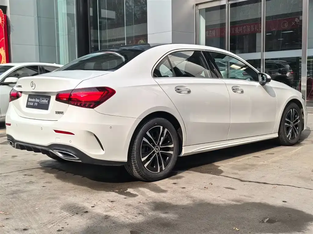 Mercedes-Benz A-Class — фото 7