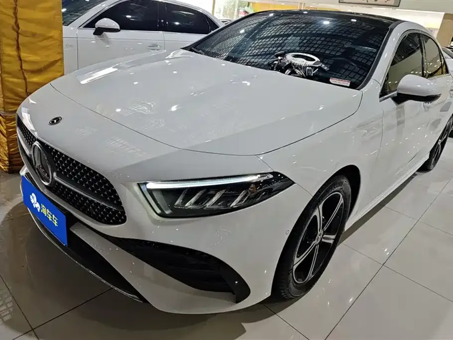 Mercedes-Benz A-Class — фото 1