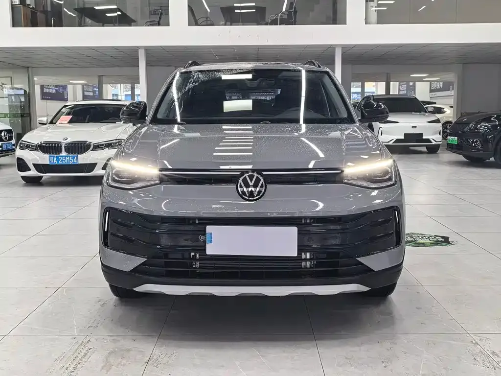 Volkswagen Tharu — фото 10