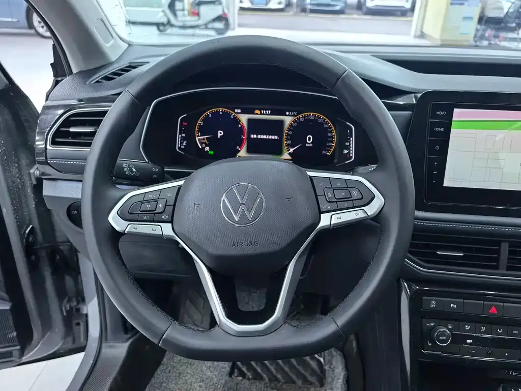 Volkswagen Tharu — фото 4