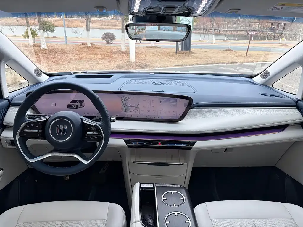 Buick GL8 Hybrid — фото 9