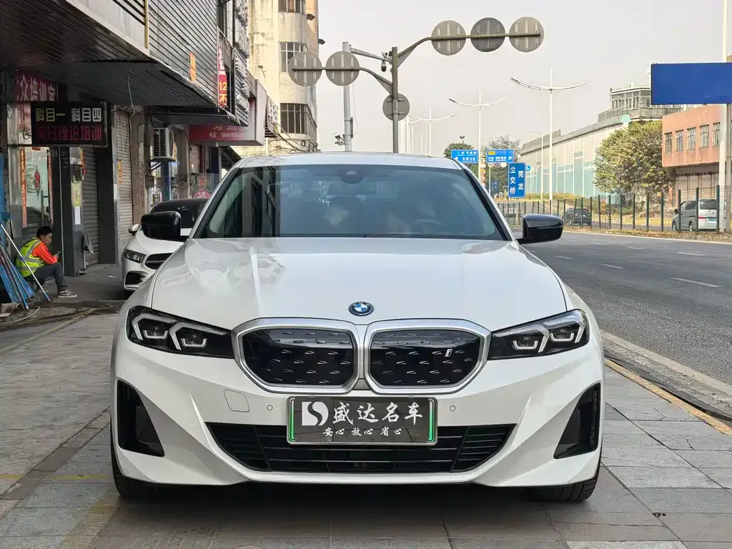 BMW i3 — фото 4