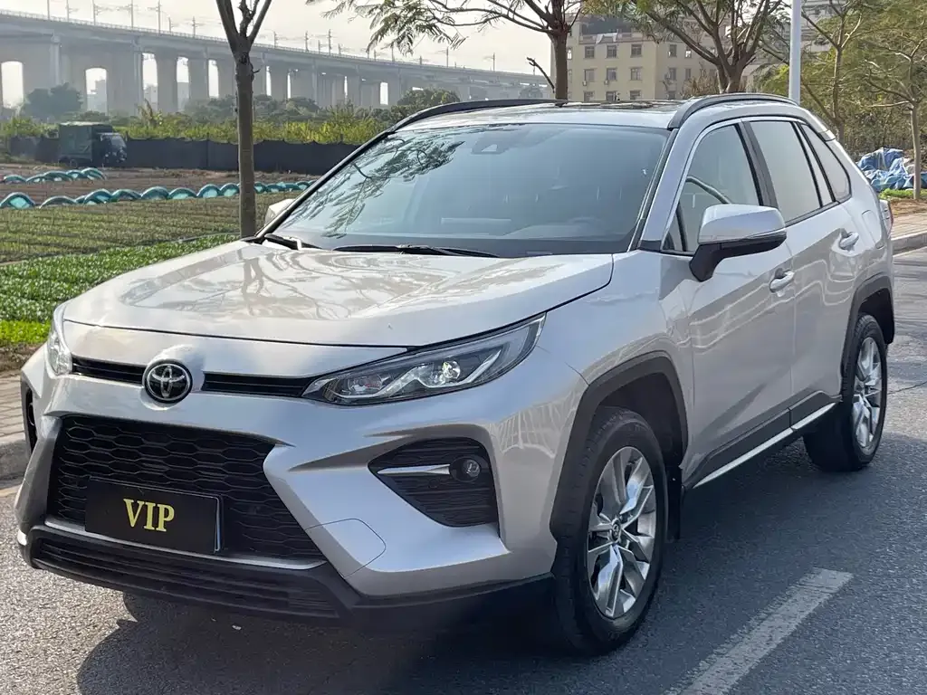 Toyota Wildlander — фото 1