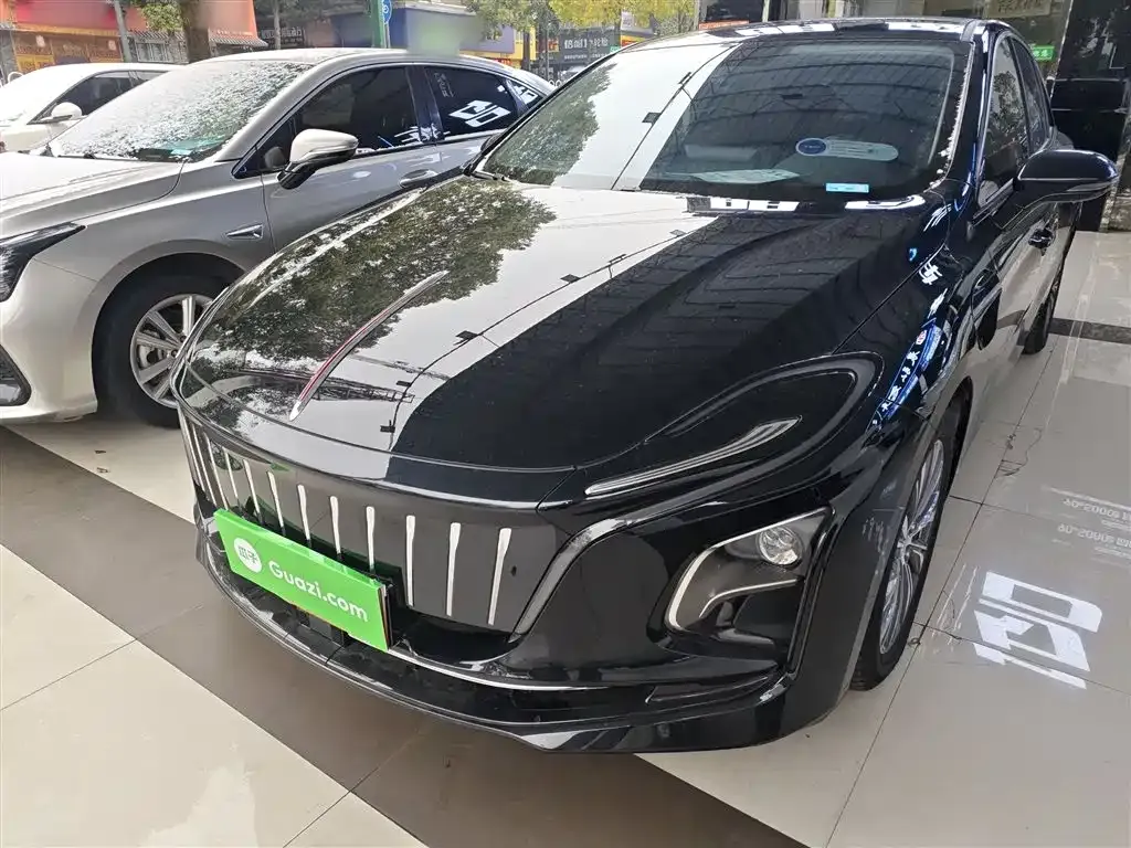 Hongqi E-QM5 — фото 6