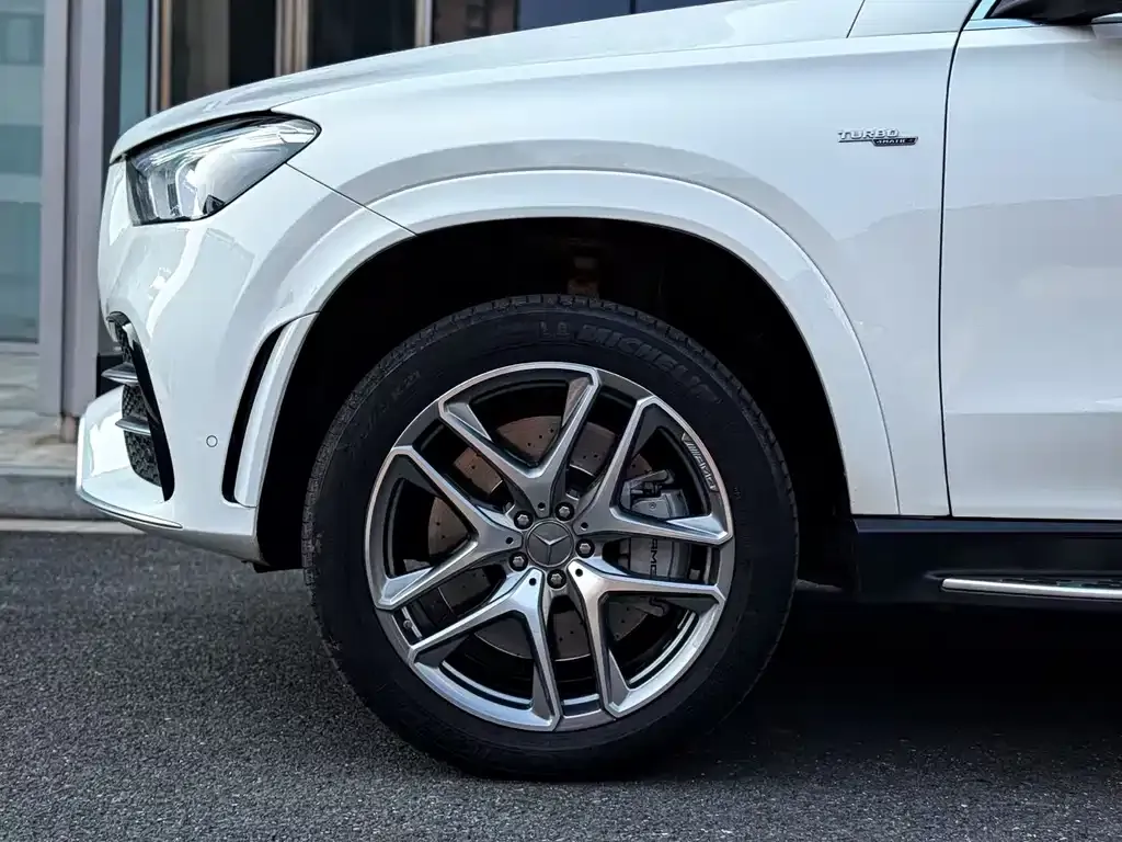 Mercedes-Benz GLE AMG — фото 8