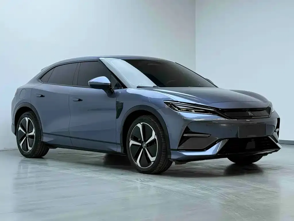 BYD L EV — фото 3
