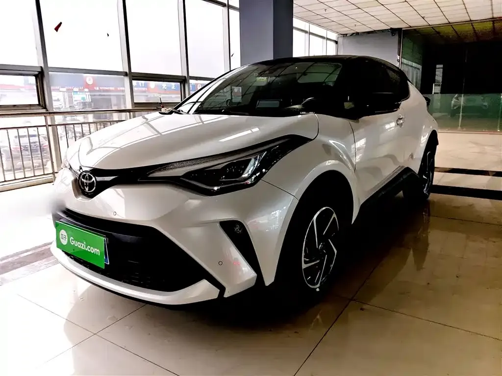 Toyota C-HR — фото 6