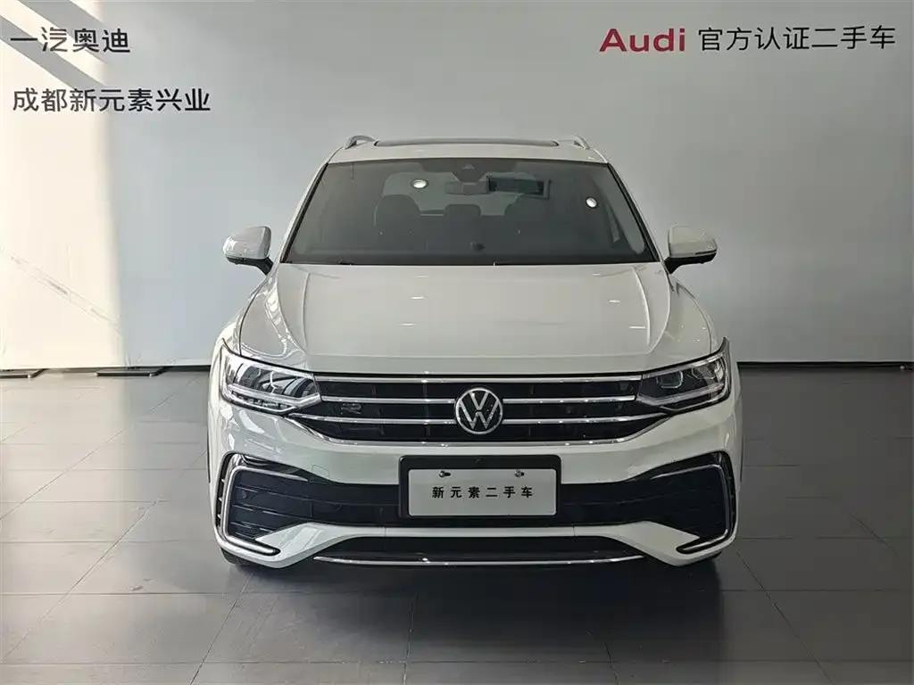 Volkswagen Tiguan L — фото 4