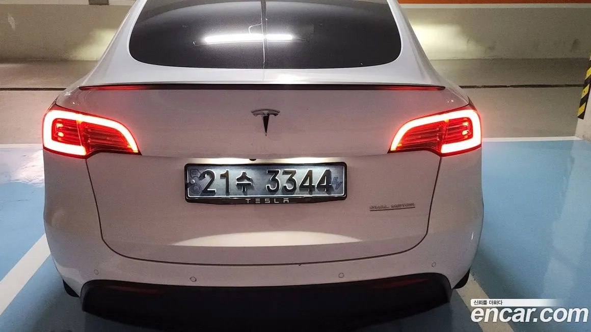 Tesla Model Y — фото 2