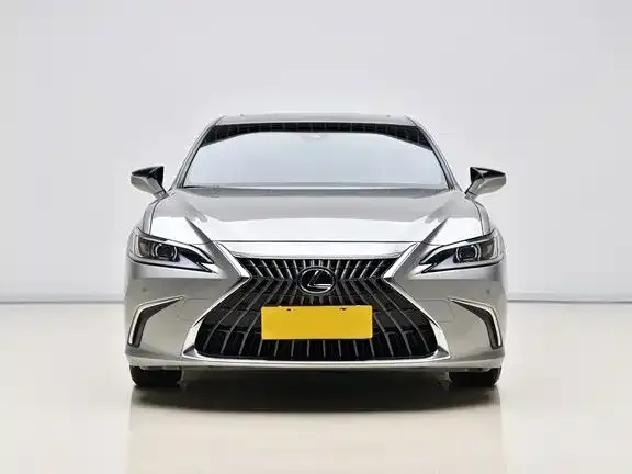 Lexus ES — фото 2