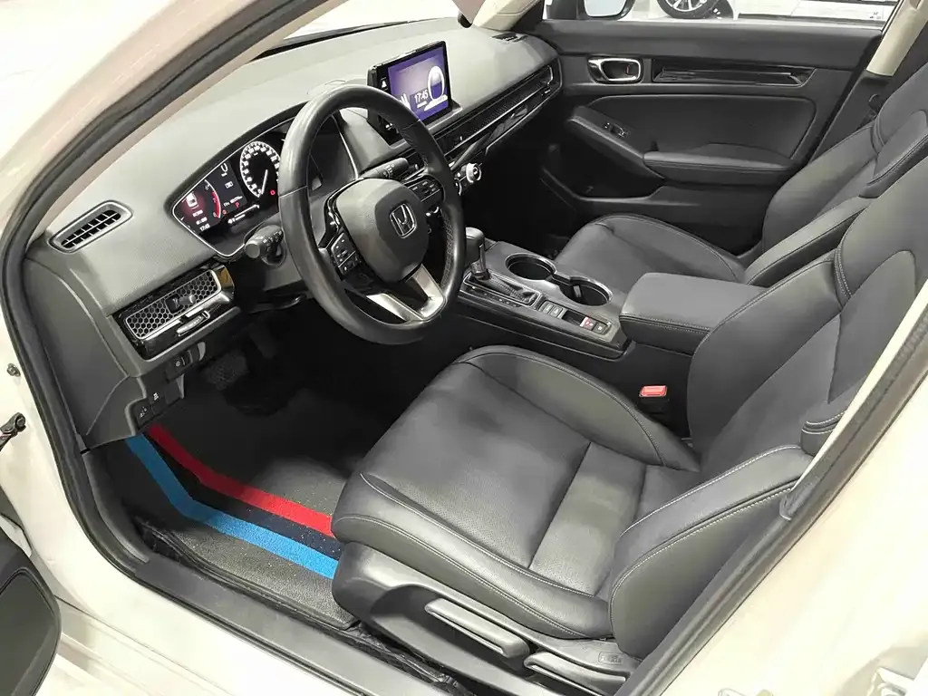 Honda Civic — фото 7