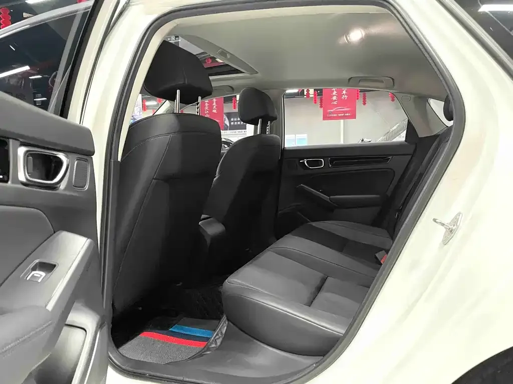 Honda Civic — фото 5