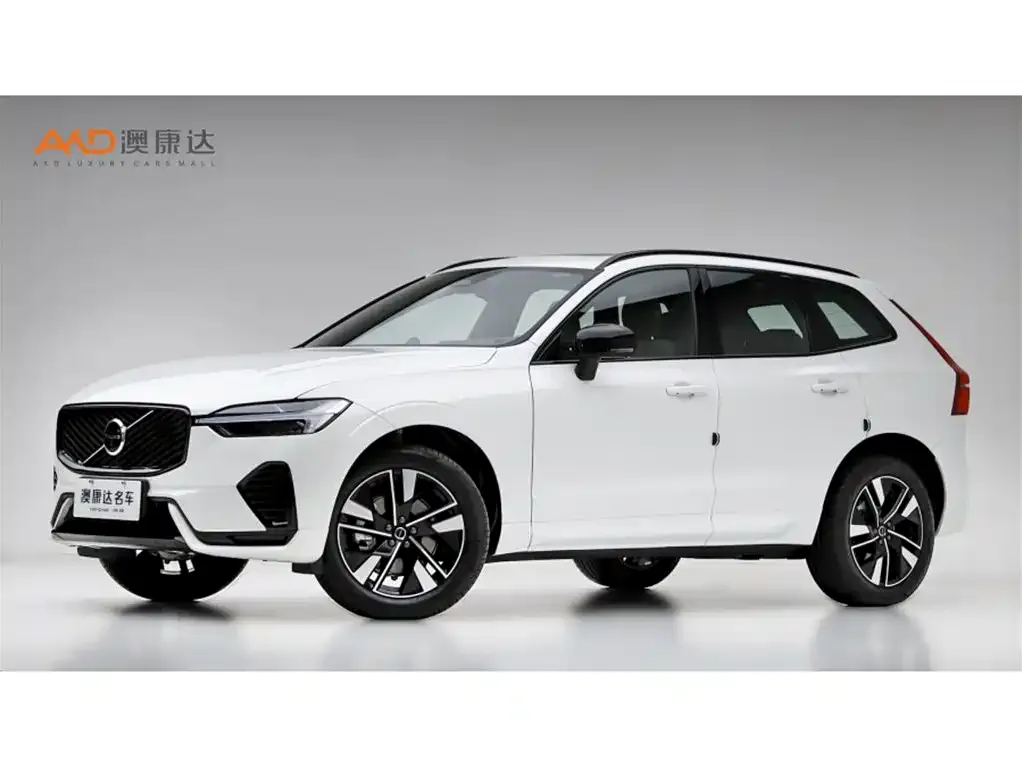 Volvo XC60 — фото 1