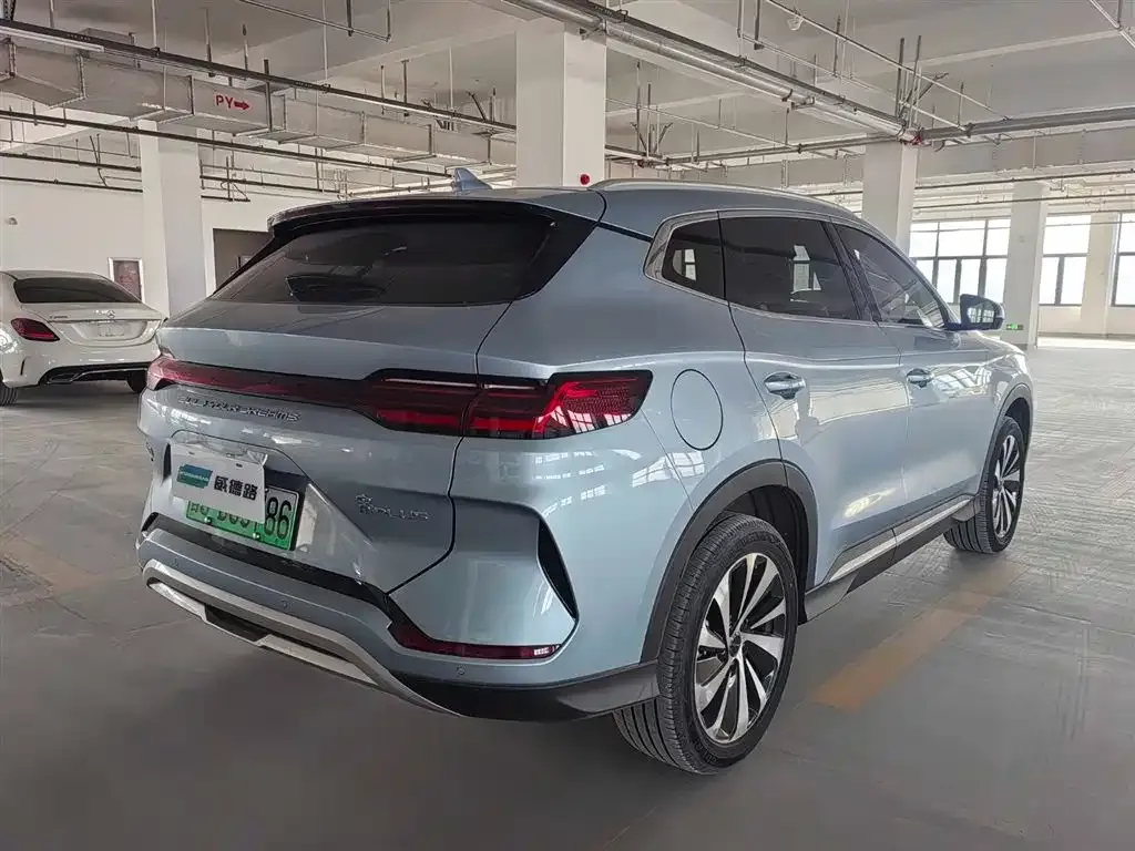 BYD PLUS New Energy — фото 3
