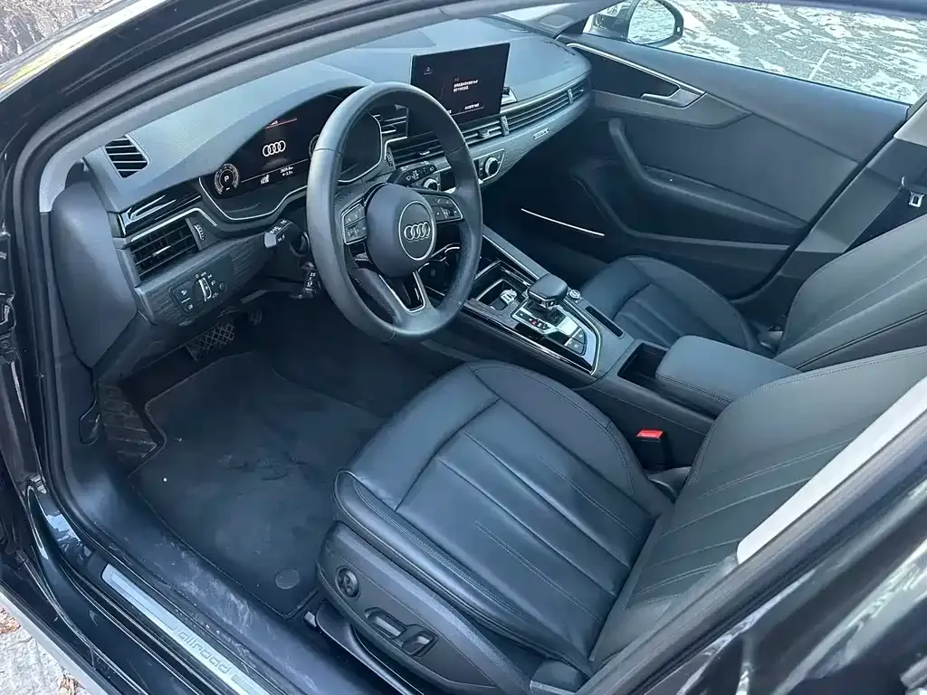 Audi A4 (Import) — фото 4