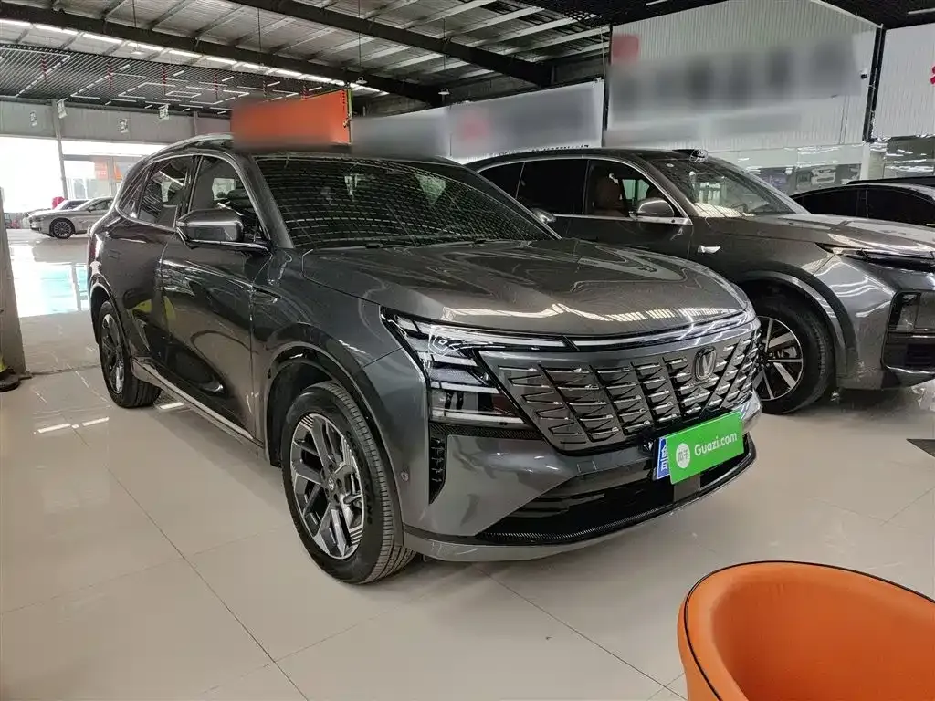 Changan CS75PLUS — фото 3
