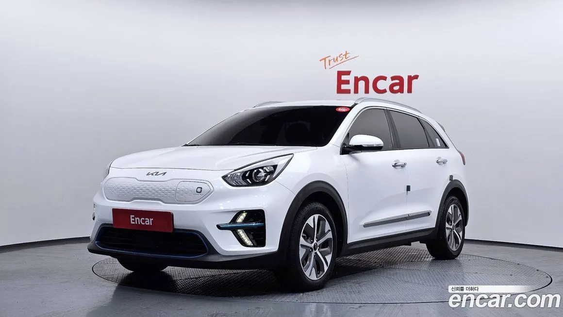 Kia Niro — фото 1