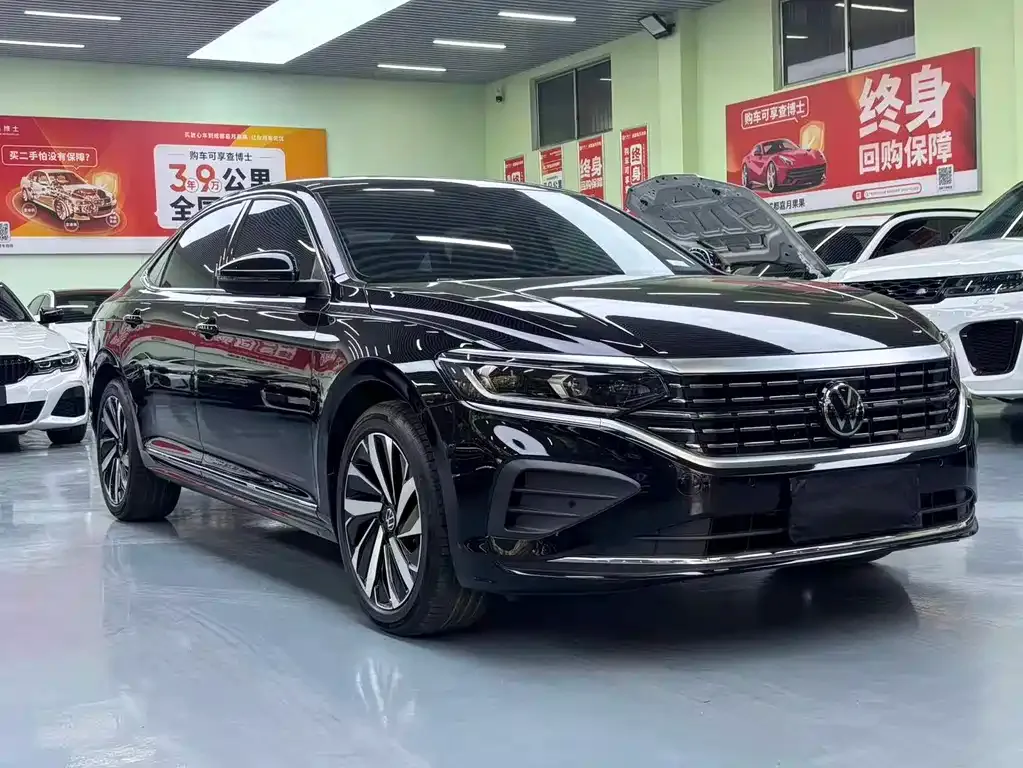 Volkswagen Passat — фото 8