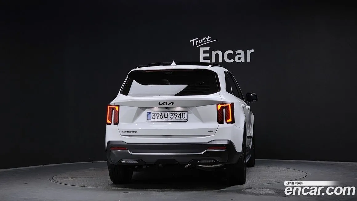 Kia Sorento — фото 4