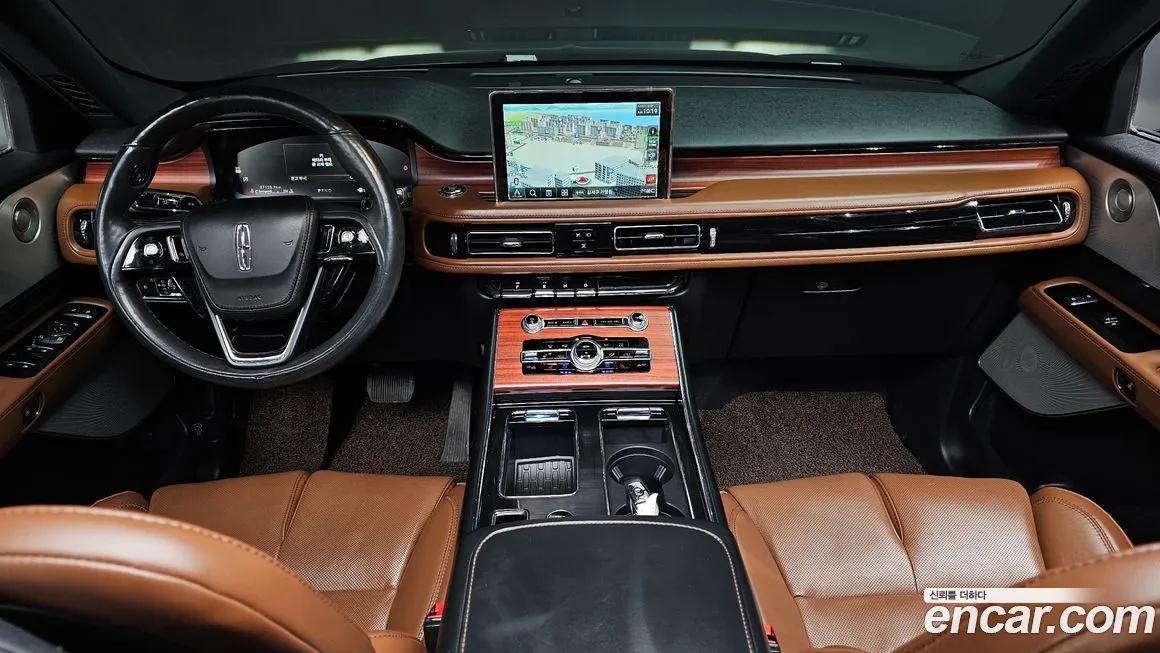 Lincoln Aviator — фото 10