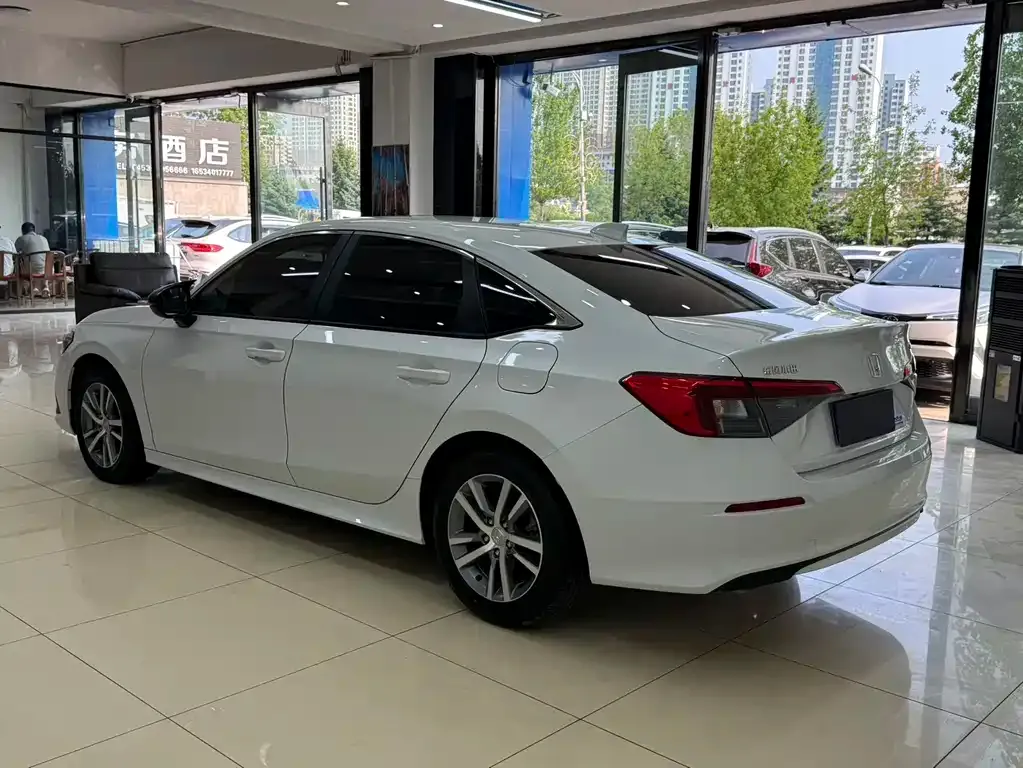 Honda Civic — фото 9